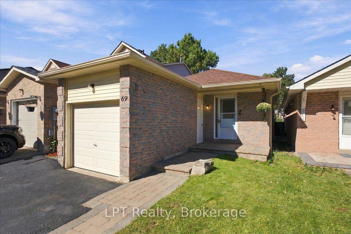 69-scarfair-pathway-toronto-scarborough-ontario-e13829732