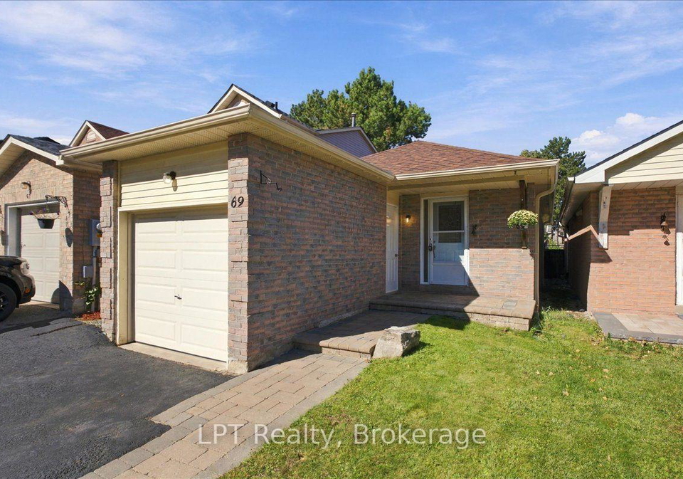 69-scarfair-pathway-toronto-scarborough-ontario-e13829732
