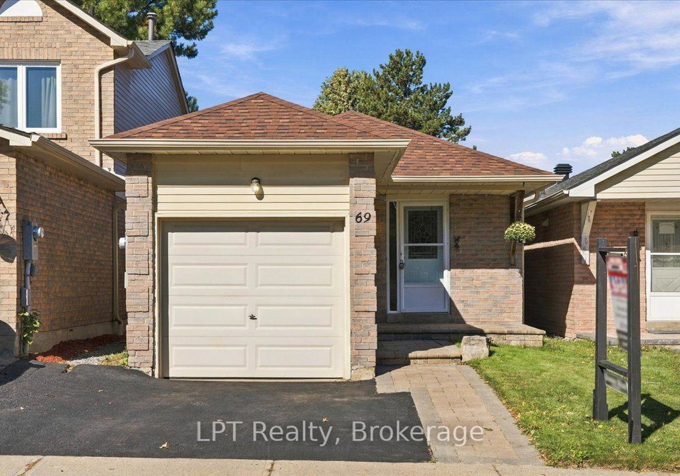 69-scarfair-pathway-toronto-scarborough-ontario-e13829732