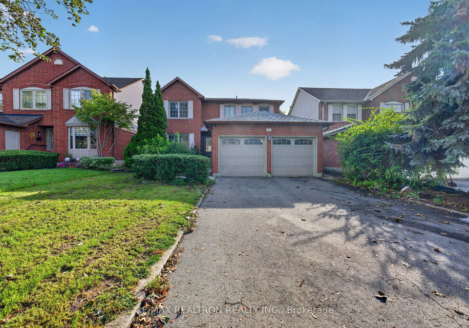 765-stonepath-circle-pickering-ontario-e13830264