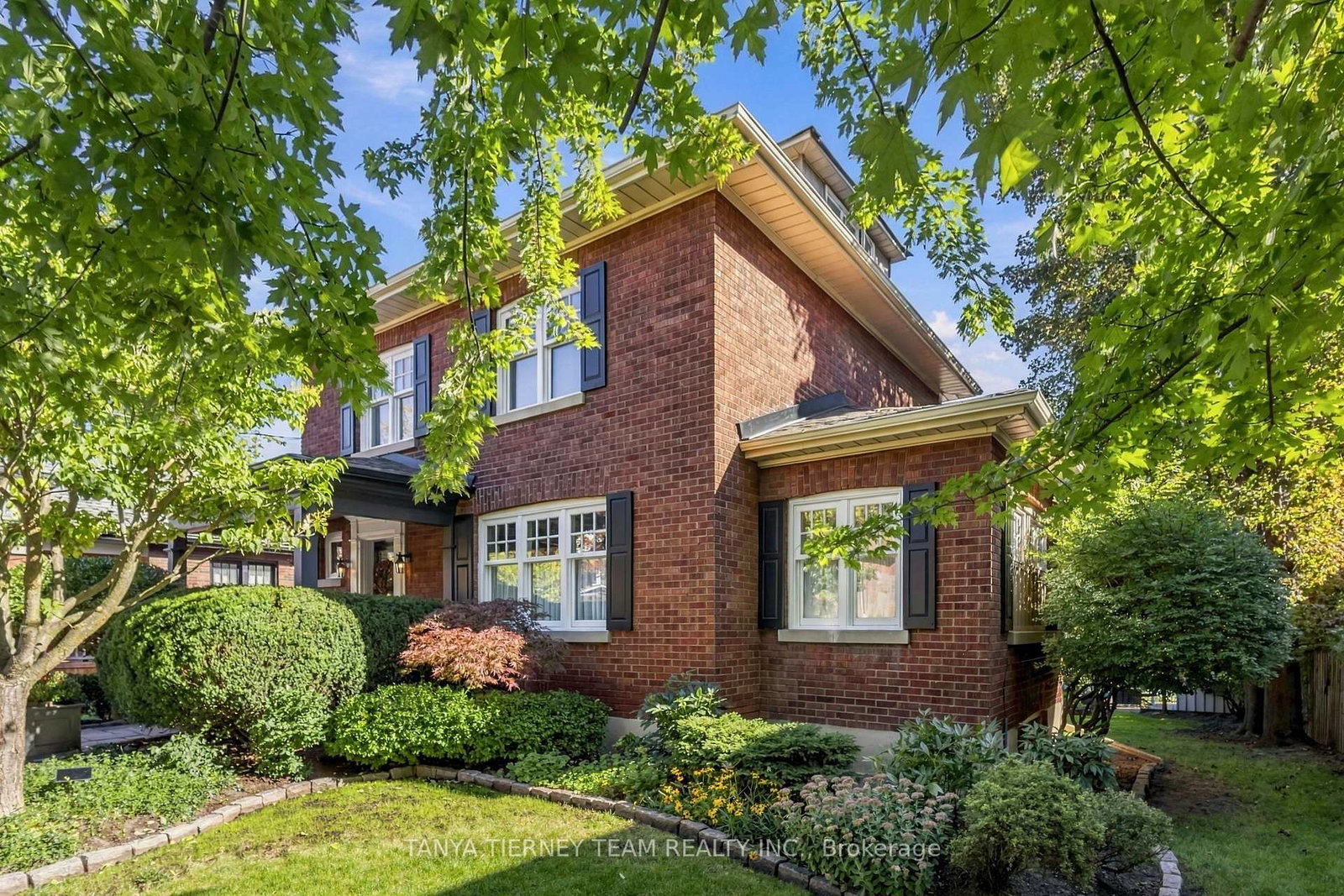 511-centre-street-s-whitby-ontario-e13830758