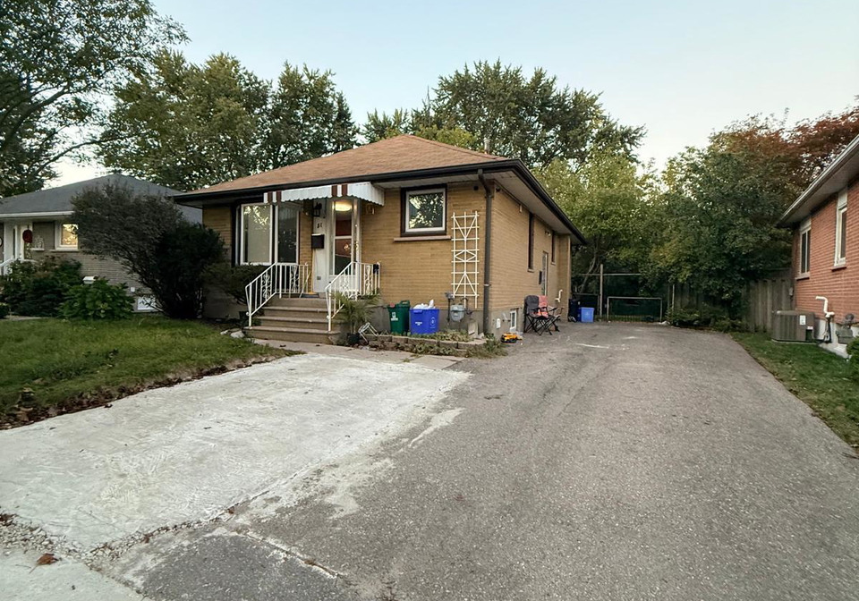 51-admiral-road-ajax-ontario-e13830794