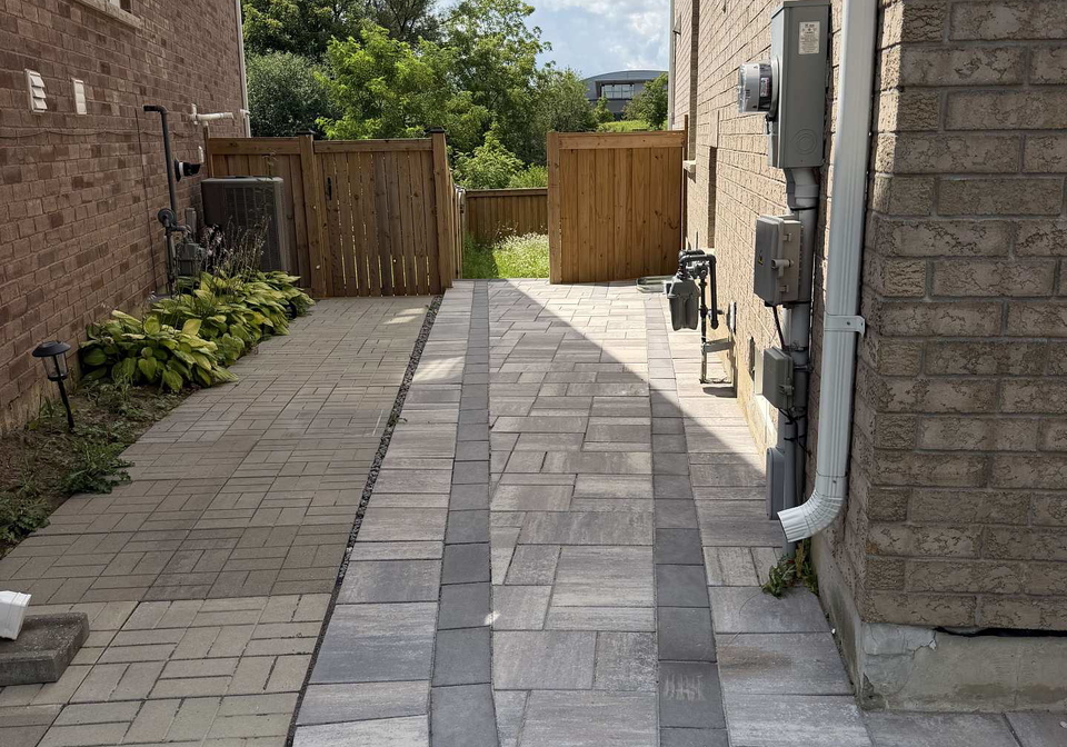 1650-irvine-scott-street-oshawa-ontario-e13830852