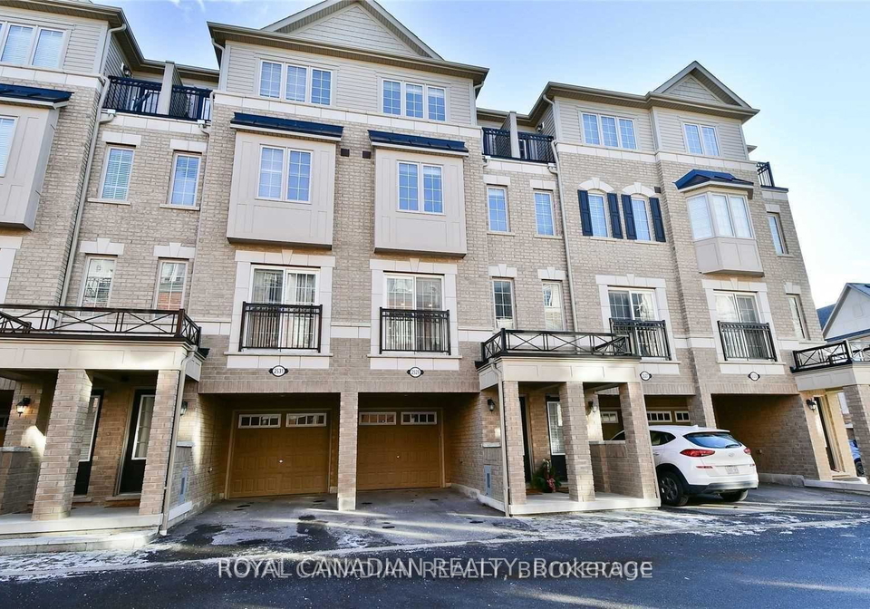 2529-bromus-path-oshawa-ontario-e13830882