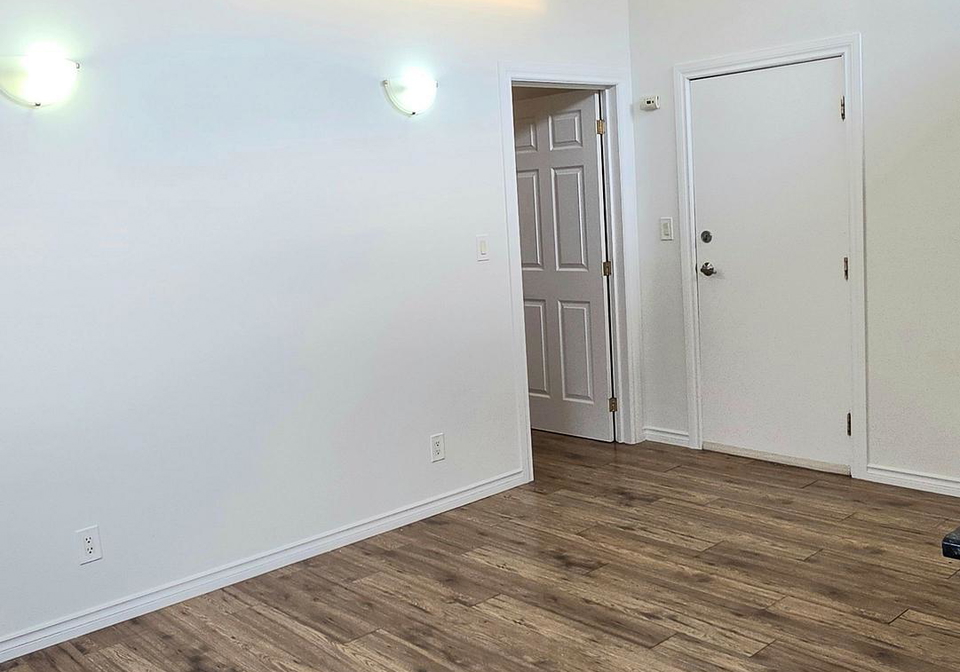 1549-oconnor-drive-toronto-east-york-ontario-e13830958