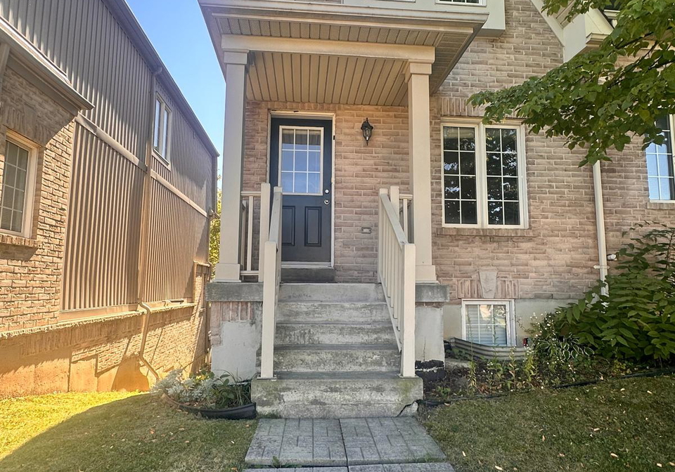 735-sheppard-avenue-pickering-ontario-e13831016