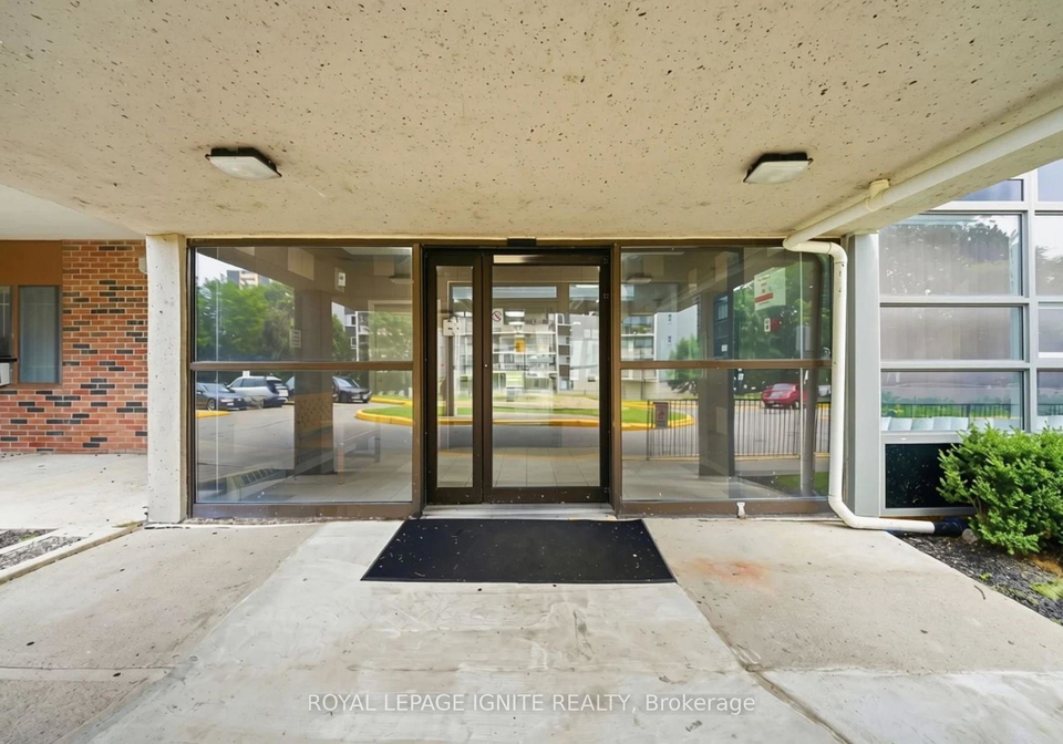 3380-eglinton-avenue-toronto-scarborough-ontario-e13831212