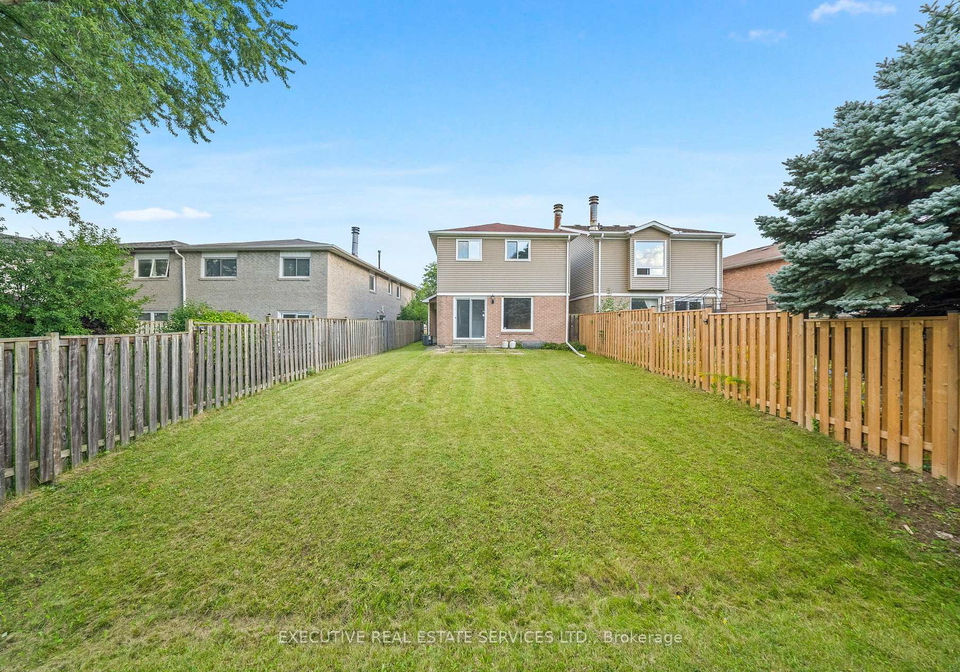 76-lionhead-trail-toronto-scarborough-ontario-e13832088