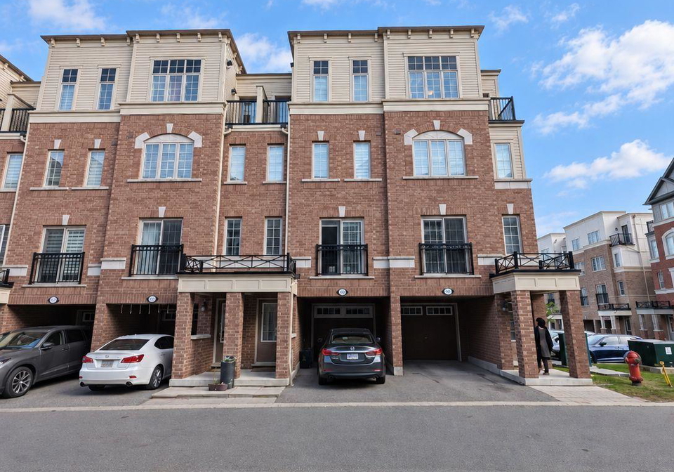 2706-deputy-minister-path-oshawa-ontario-e13832756