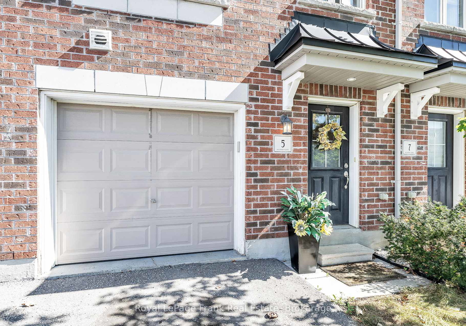 5-markham-trail-clarington-ontario-e13833308