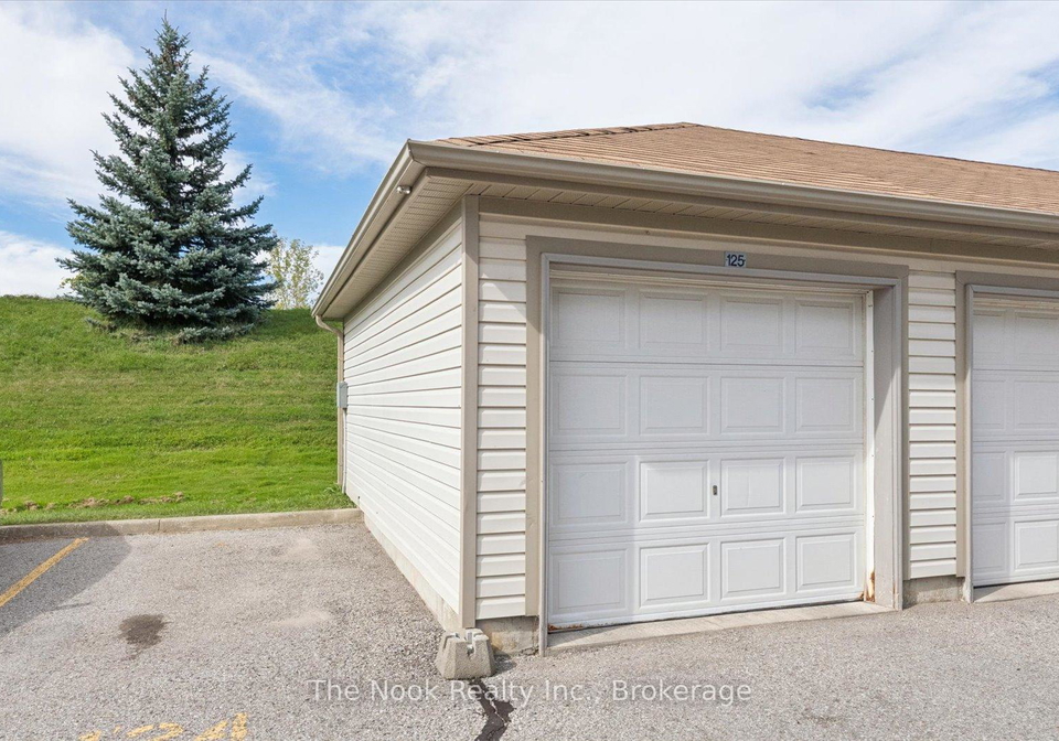 124-aspen-springs-drive-clarington-ontario-e13833550