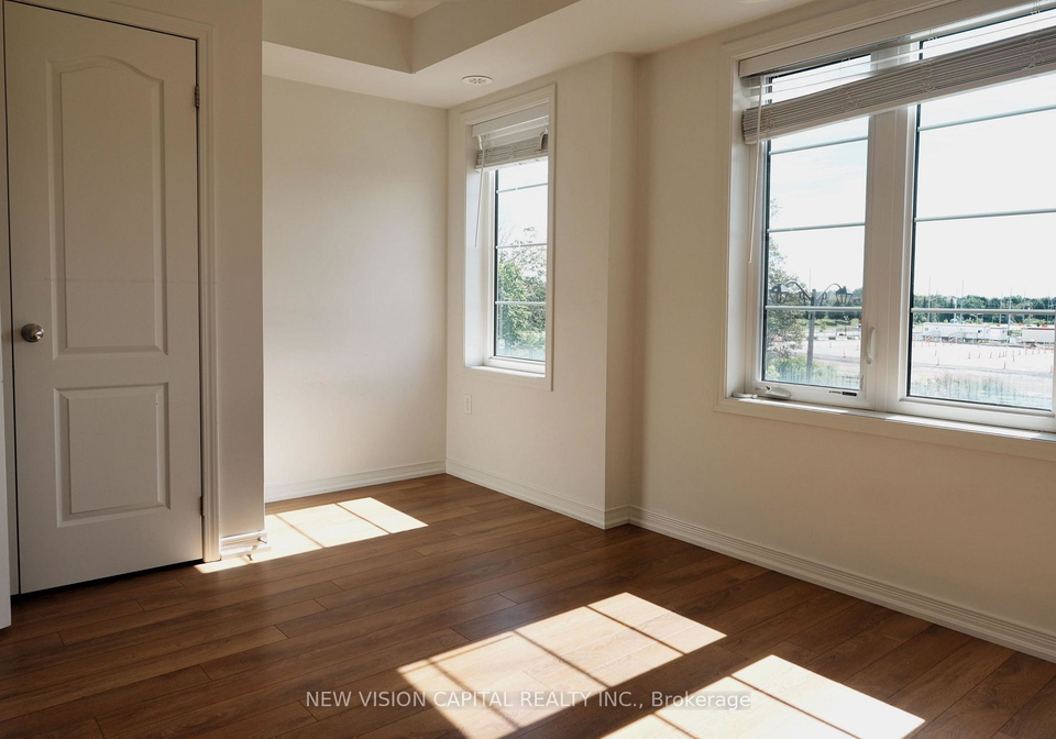 2298-chevron-prince-path-oshawa-ontario-e13833638
