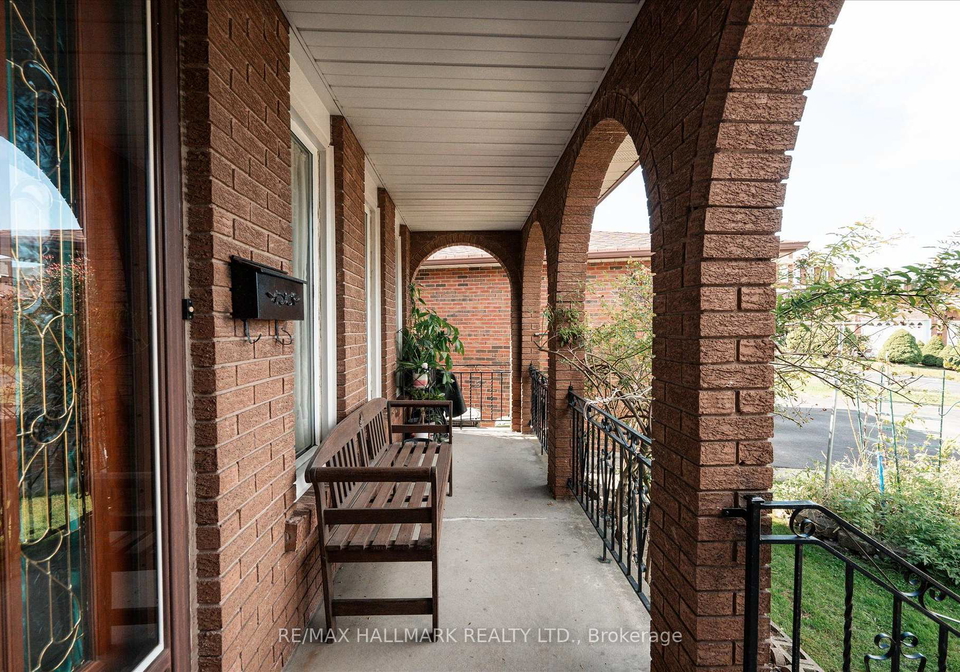 16-ascolda-boulevard-toronto-scarborough-ontario-e13833960