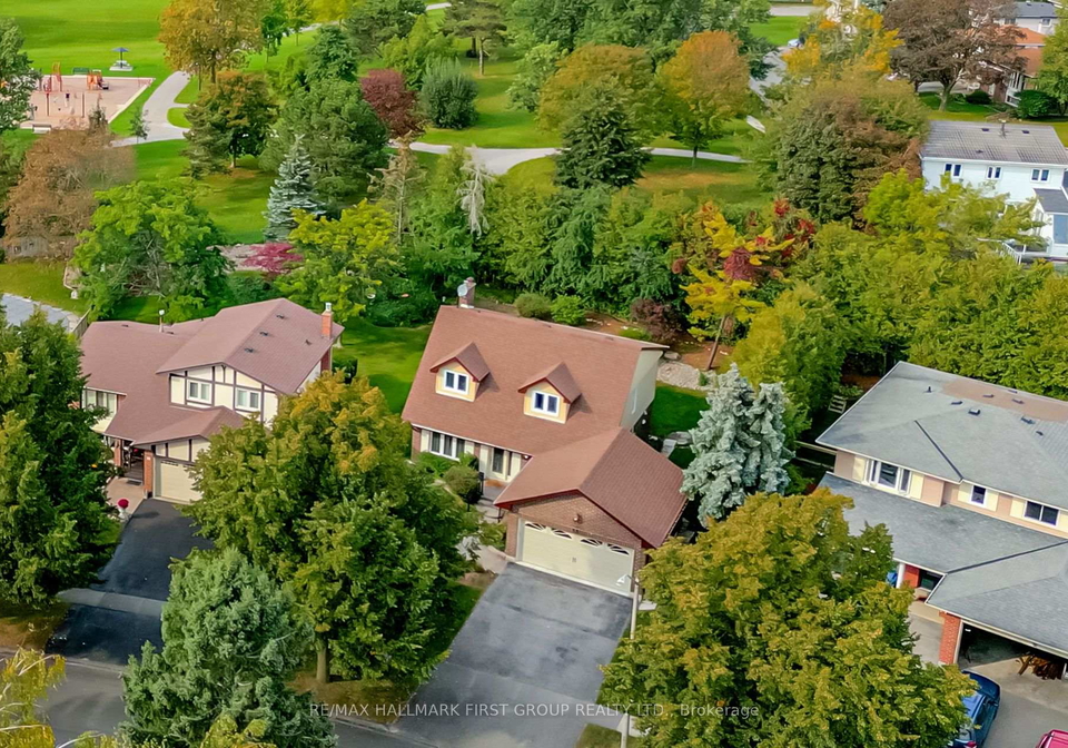 33-anstead-crescent-ajax-ontario-e13834092