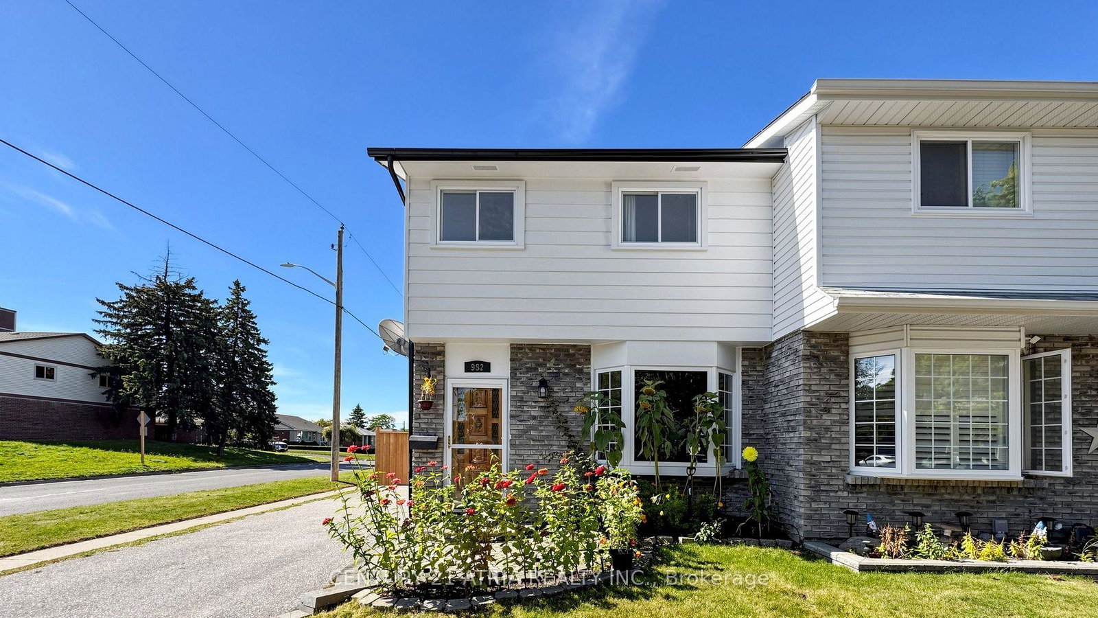 982-renfrew-court-oshawa-ontario-e13834400