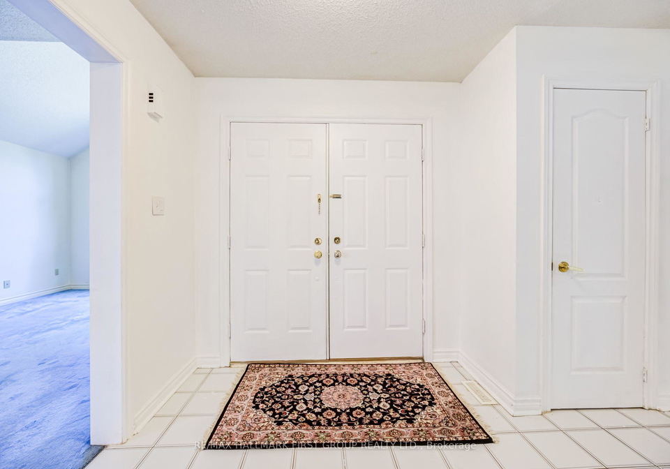 22-foakes-drive-ajax-ontario-e13834580