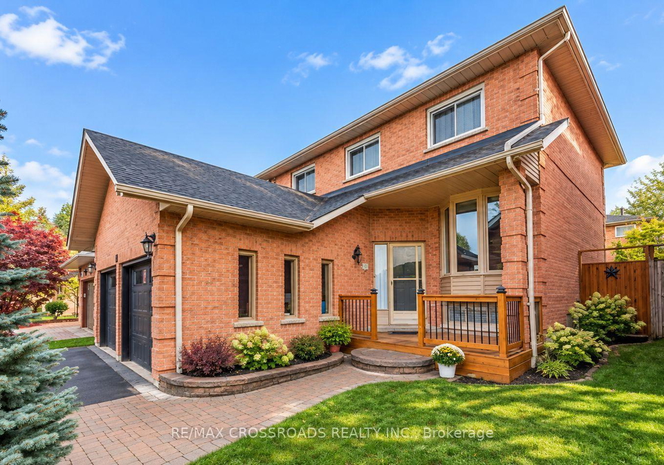 11-murkar-crescent-whitby-ontario-e13835338