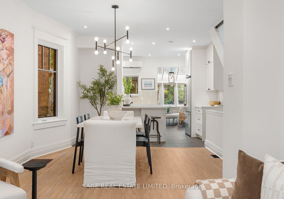 11-bertmount-avenue-toronto-toronto-ontario-e13835342