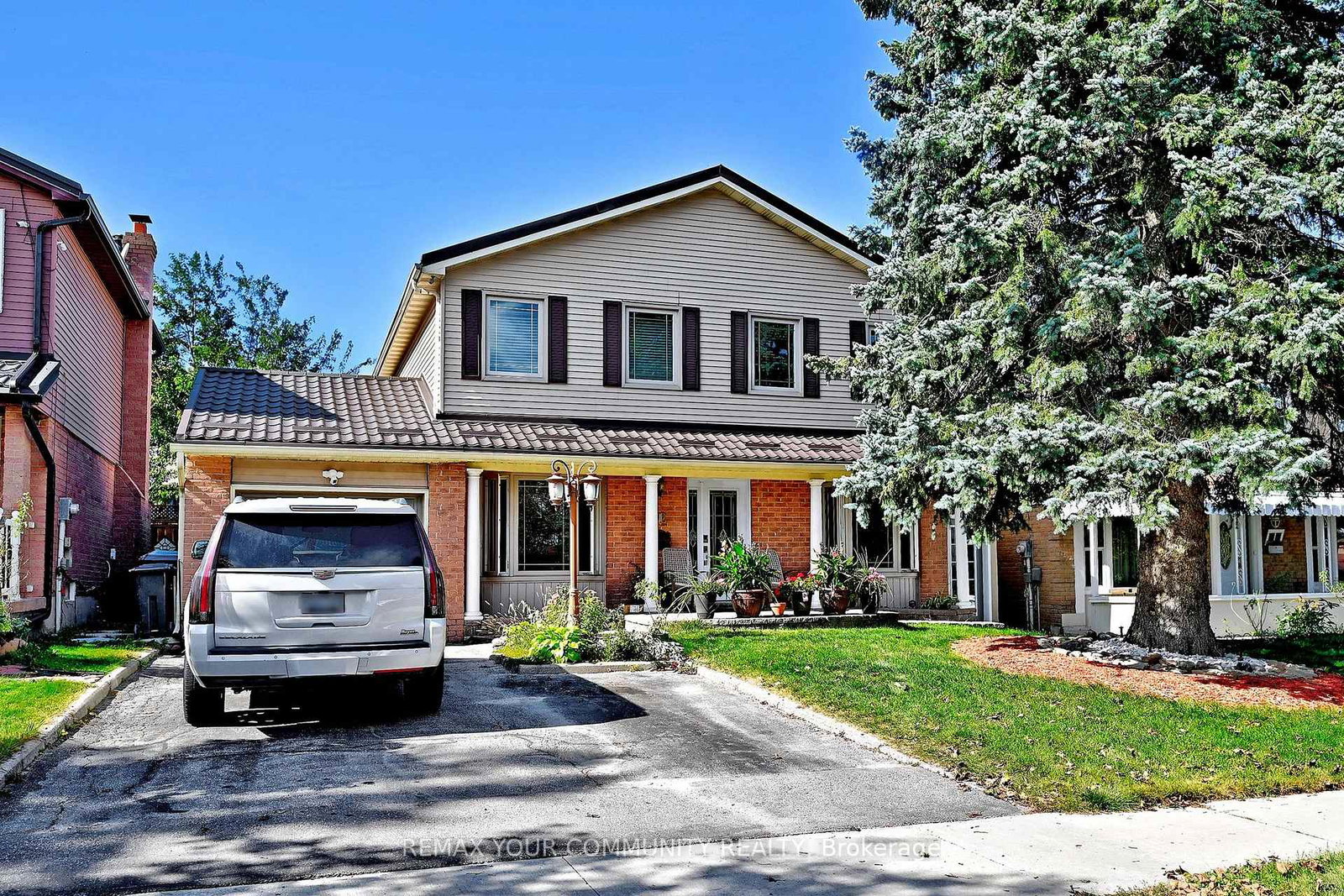 22-fawcett-trail-toronto-scarborough-ontario-e13835956