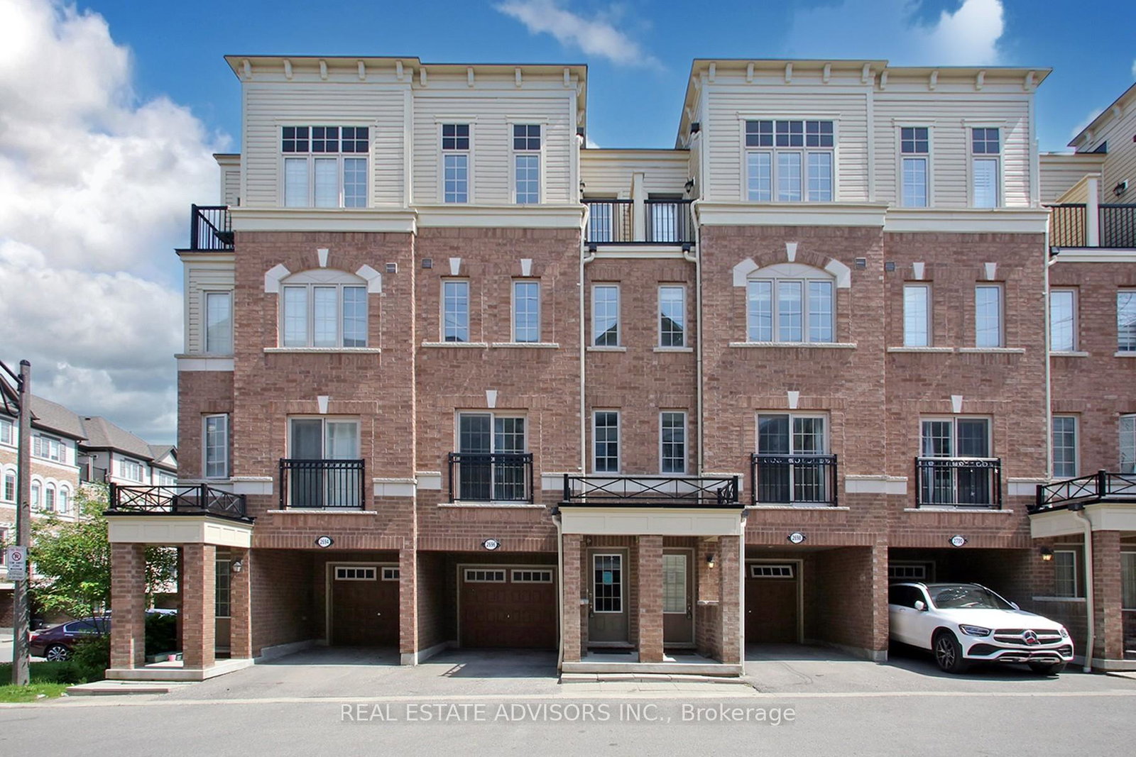 2696-deputy-minister-path-oshawa-ontario-e13835978
