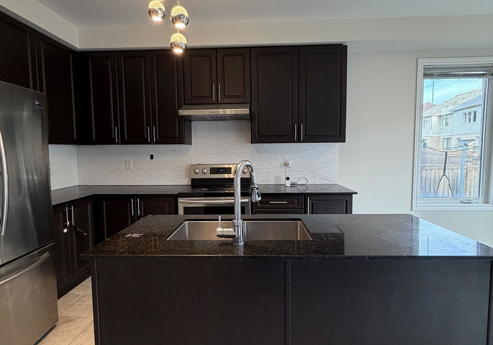 1243-ronald-inche-drive-oshawa-ontario-e13836624