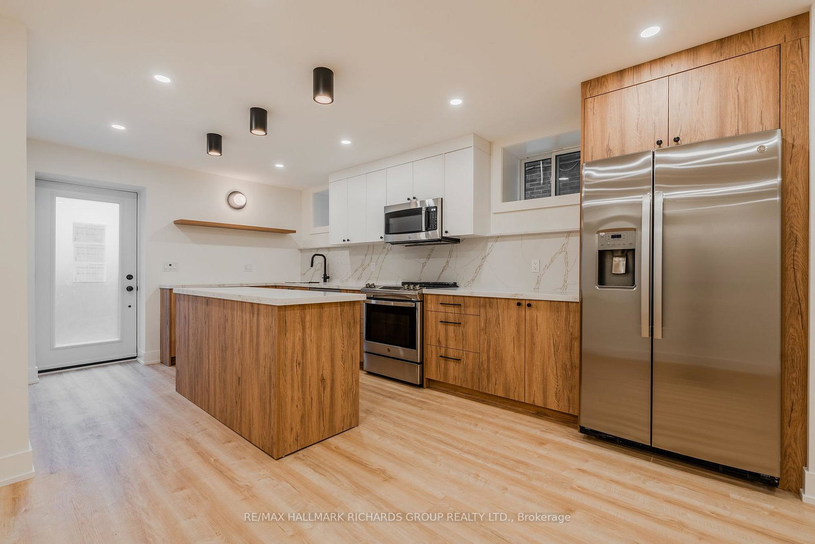 20-wineva-avenue-toronto-toronto-ontario-e13836786