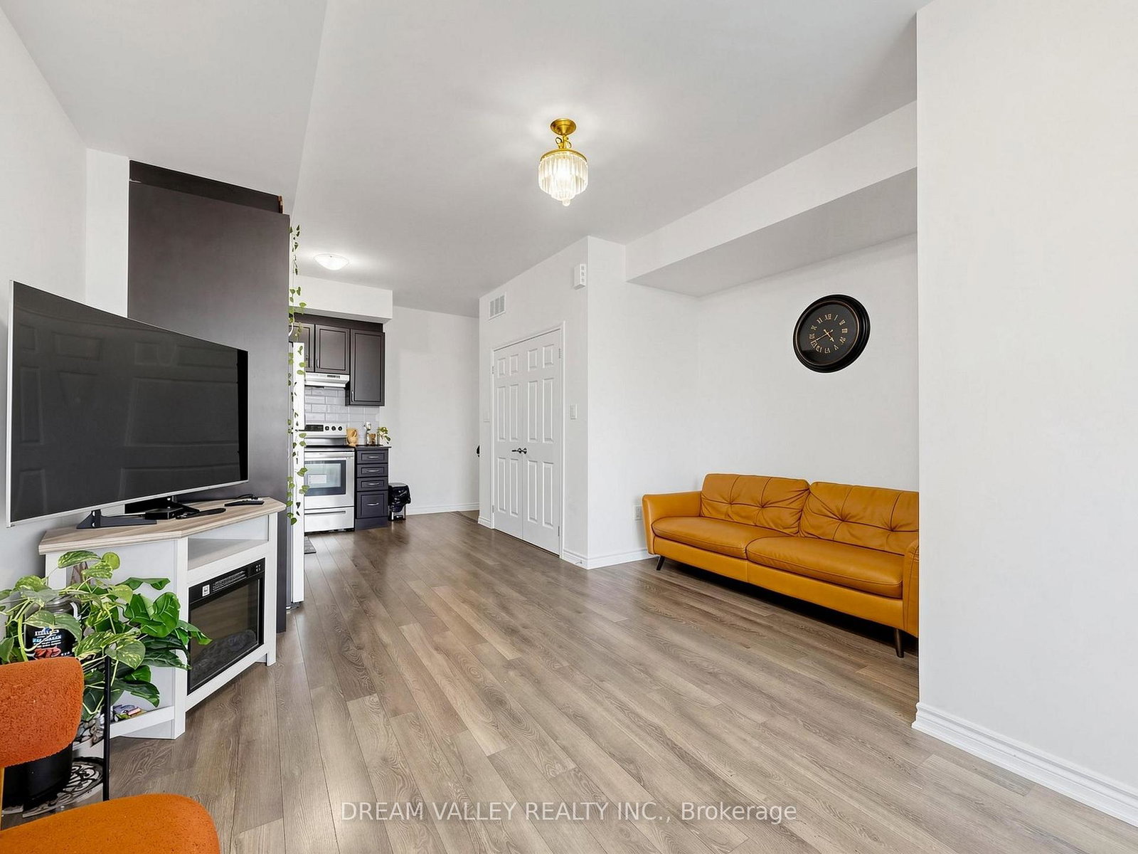 2787-eglinton-avenue-e-toronto-scarborough-ontario-e13836876