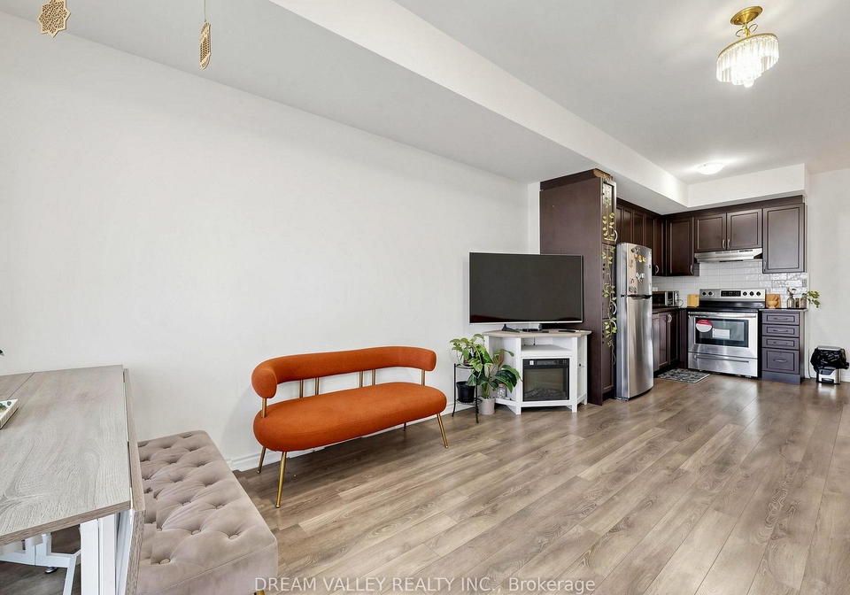 2787-eglinton-avenue-e-toronto-scarborough-ontario-e13836876