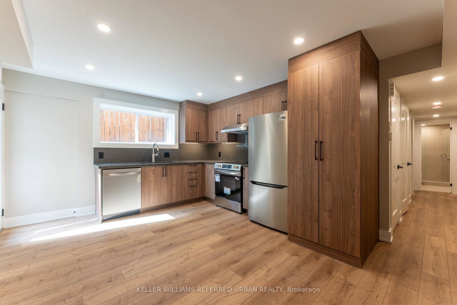 352-jones-avenue-toronto-toronto-ontario-e13837178