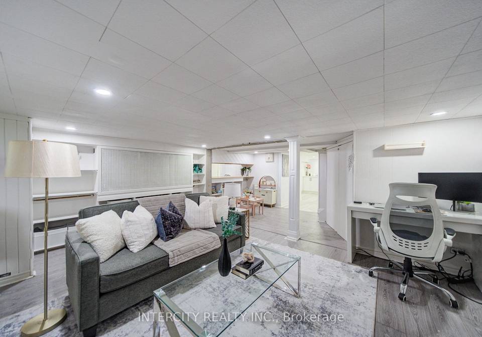 256-blantyre-avenue-toronto-scarborough-ontario-e13837244