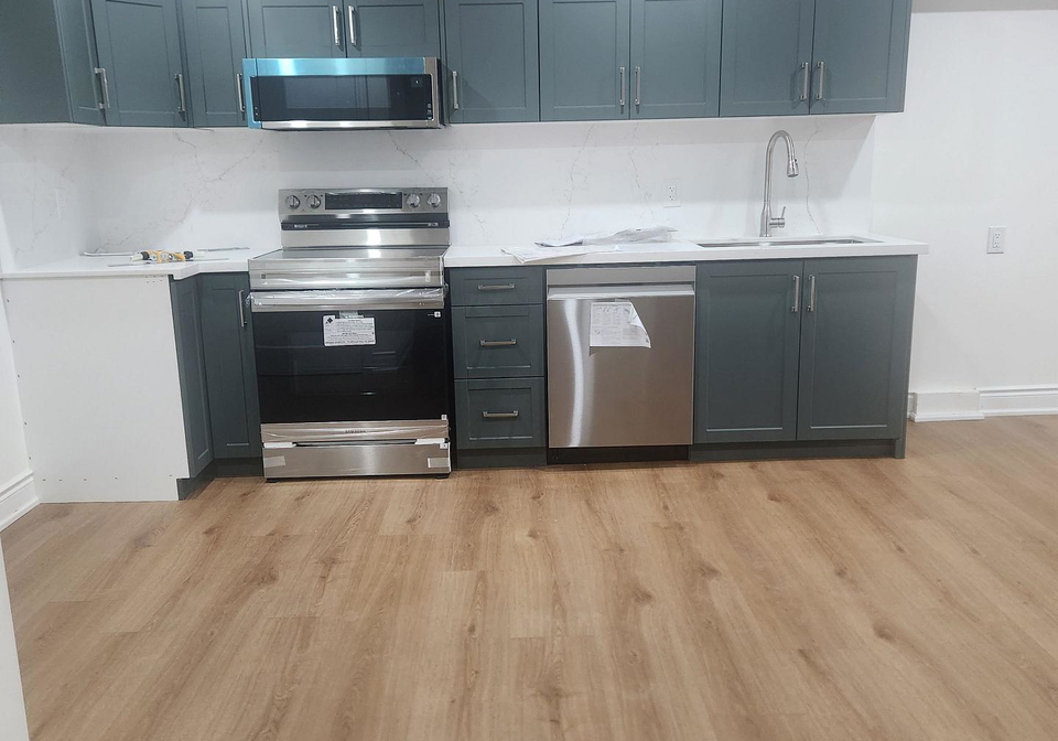 16-mantell-crescent-ajax-ontario-e13837560