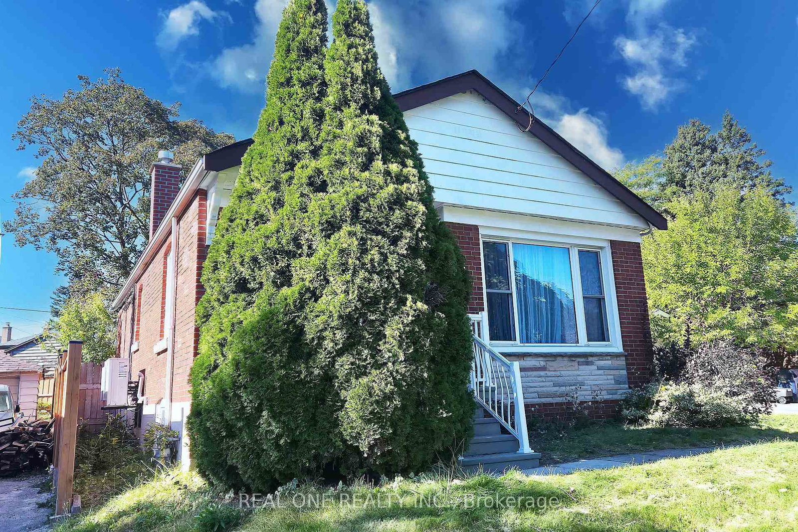 15-castille-avenue-toronto-scarborough-ontario-e13837786