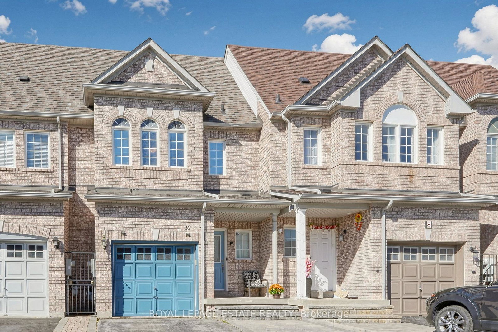 10-dooley-crescent-ajax-ontario-e13837946