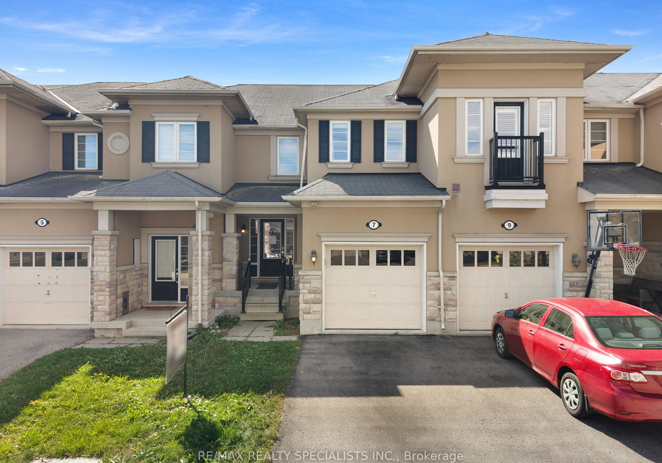 7-stotts-terrace-toronto-scarborough-ontario-e13838258