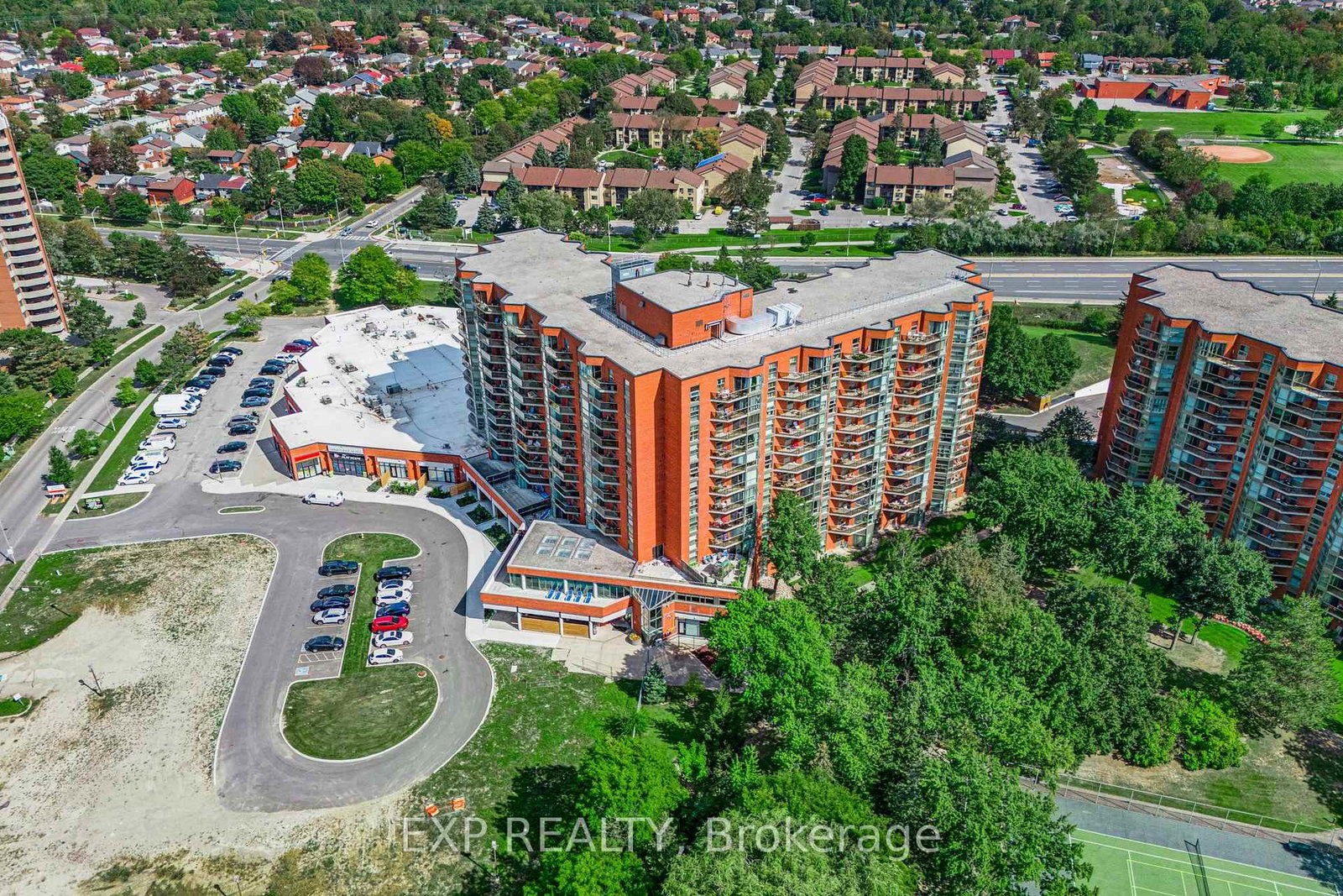 10-dean-park-road-toronto-scarborough-ontario-e13838768