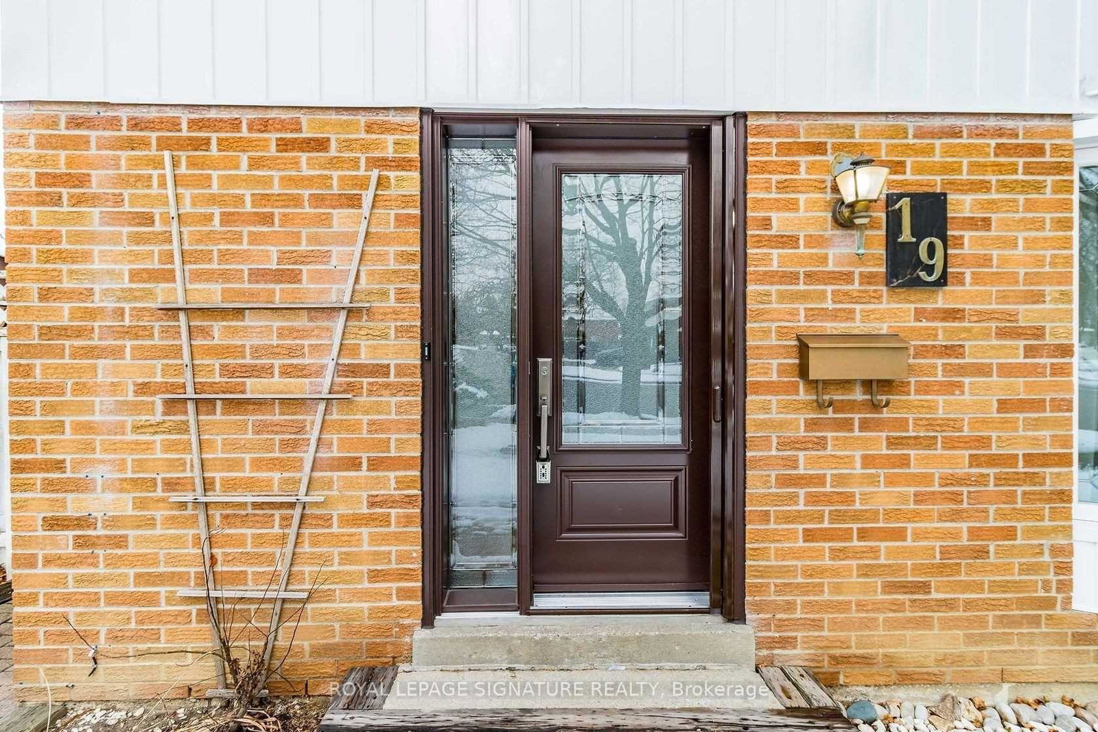 19-starlake-drive-toronto-scarborough-ontario-e13838780