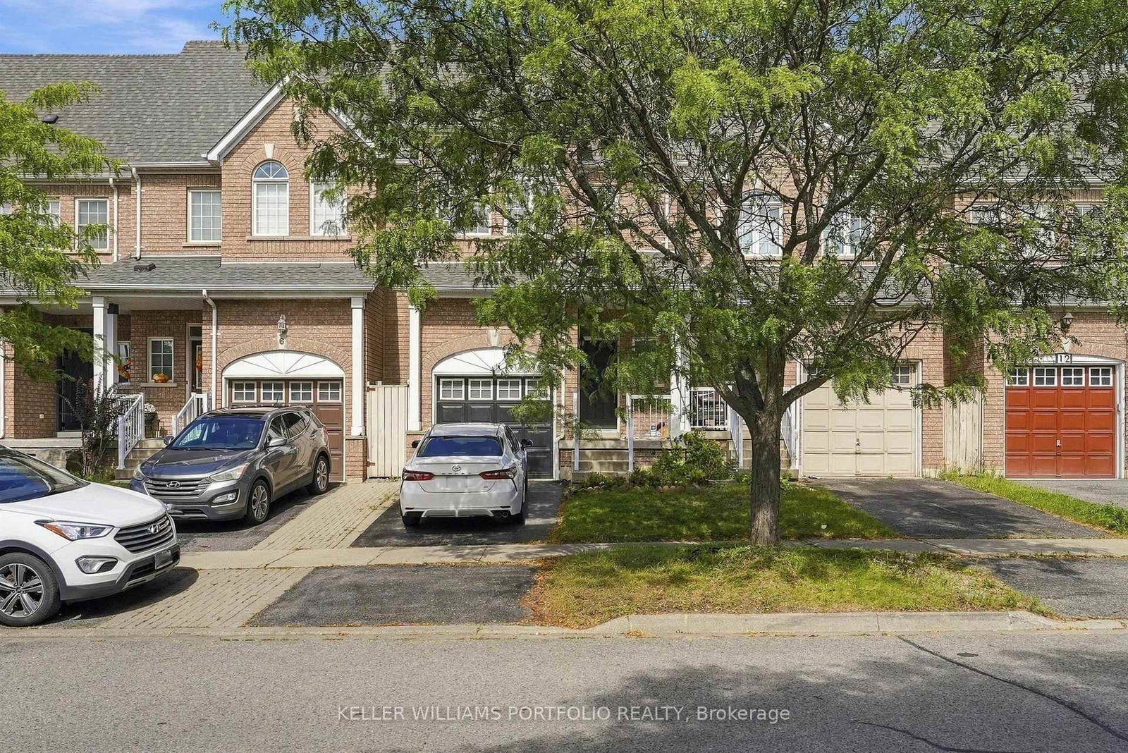 8-gateway-court-whitby-ontario-e13838858