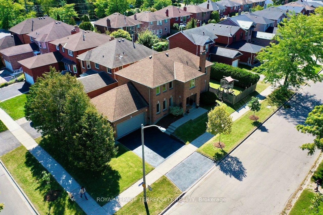 10-scarboro-avenue-toronto-scarborough-ontario-e13839222