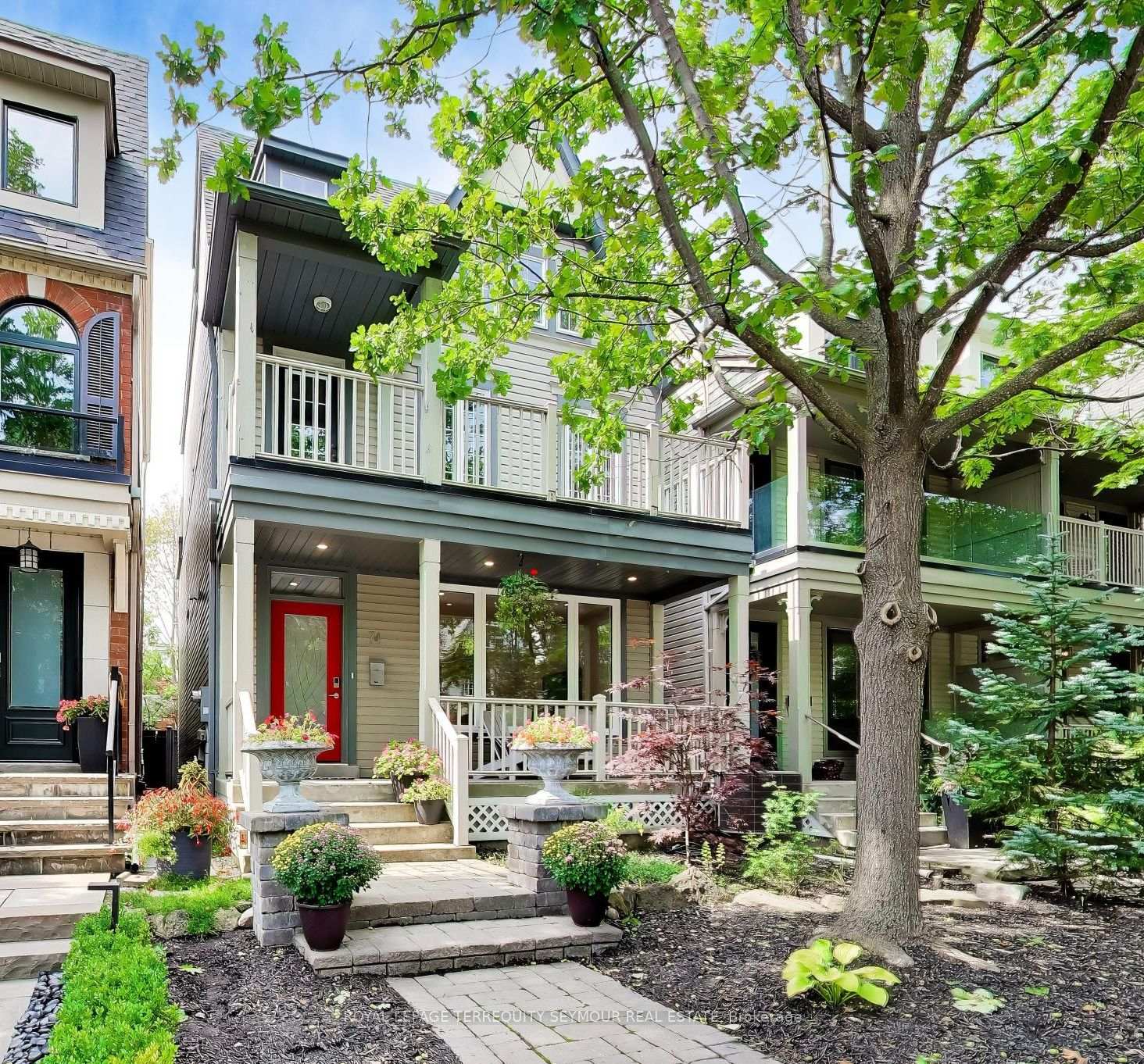 74-winners-circle-toronto-toronto-ontario-e13839244