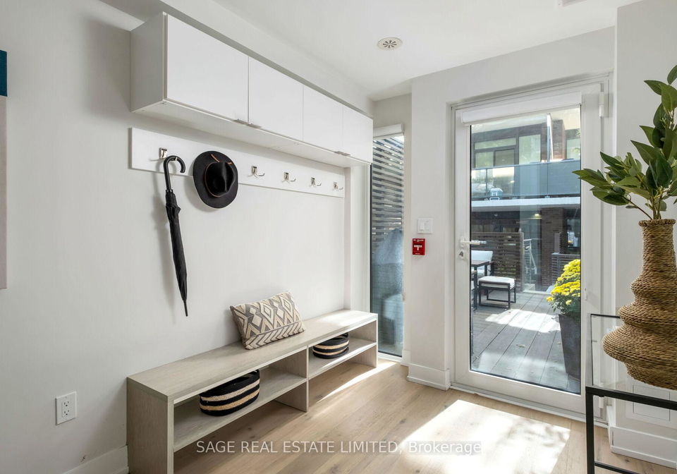 1331-queen-street-e-toronto-toronto-ontario-e13839364