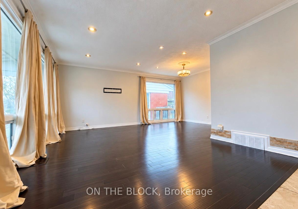 6-laxford-avenue-toronto-scarborough-ontario-e13839792
