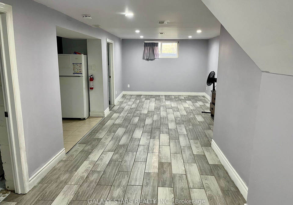 80-wye-valley-road-toronto-scarborough-ontario-e13840142