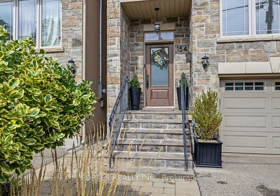 154-holborne-avenue-toronto-east-york-ontario-e13840262