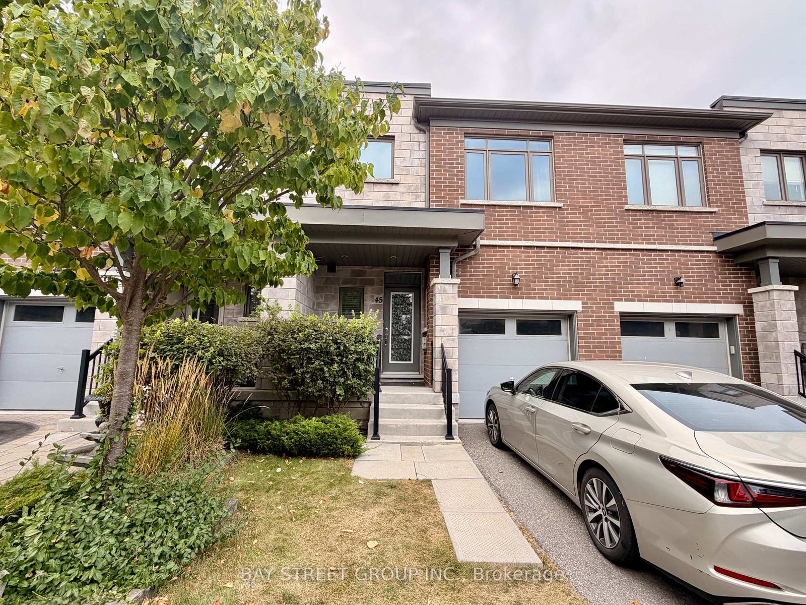 45-longshore-way-whitby-ontario-e13840326