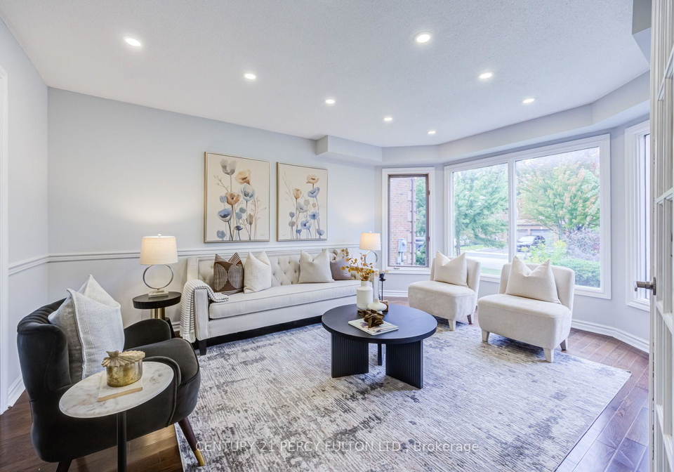 8-sayor-drive-ajax-ontario-e13840388
