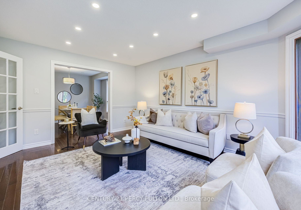 8-sayor-drive-ajax-ontario-e13840388
