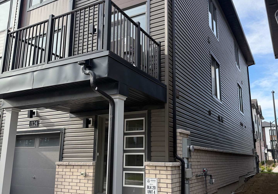1124-greentree-path-oshawa-ontario-e13840660