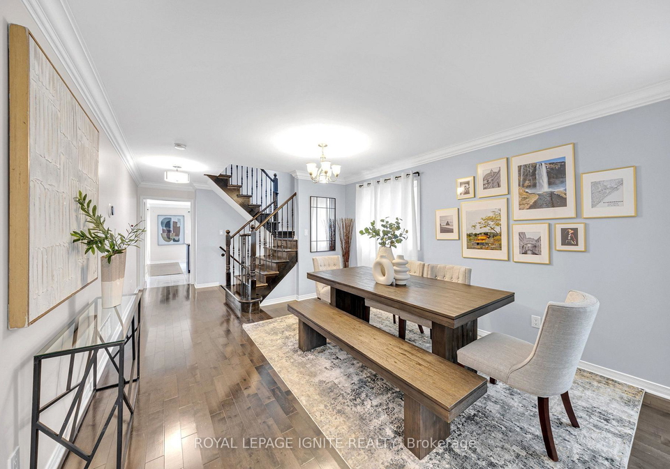 18-feint-drive-ajax-ontario-e13840840