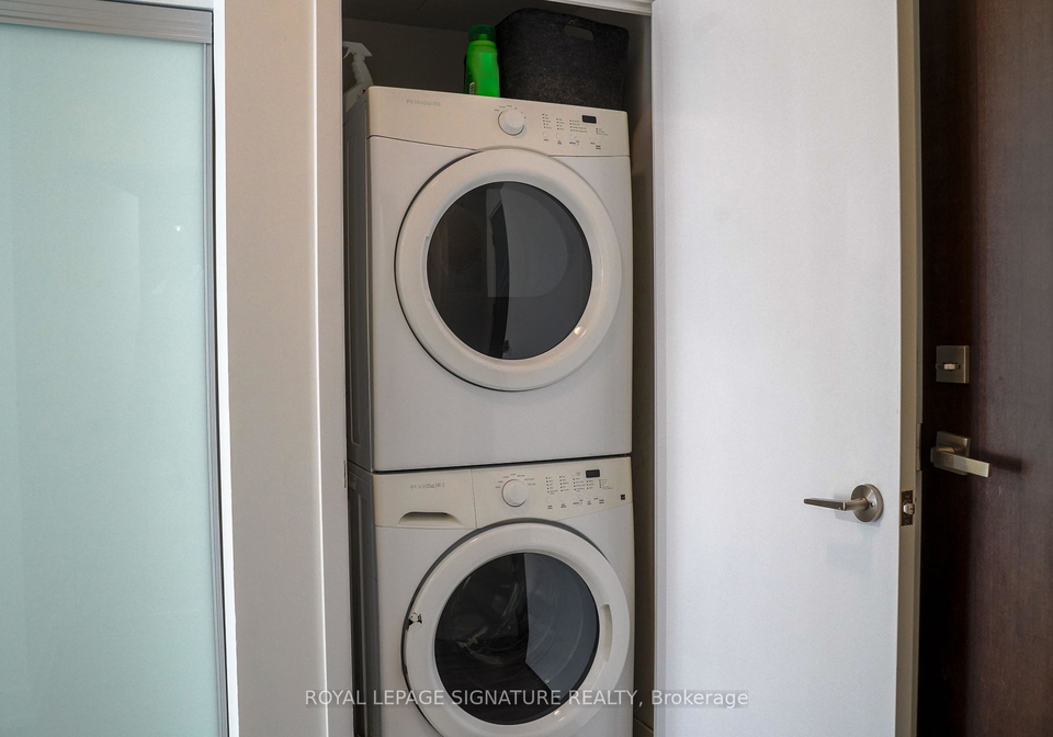 1190-dundas-street-e-toronto-toronto-ontario-e13840984