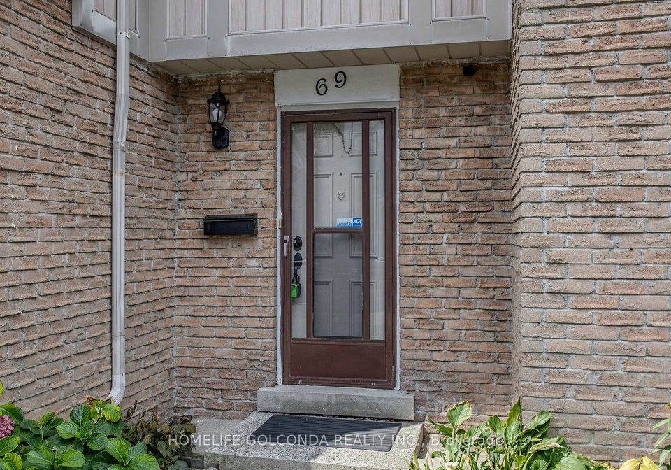 1290-bridletowne-circle-toronto-scarborough-ontario-e13840994